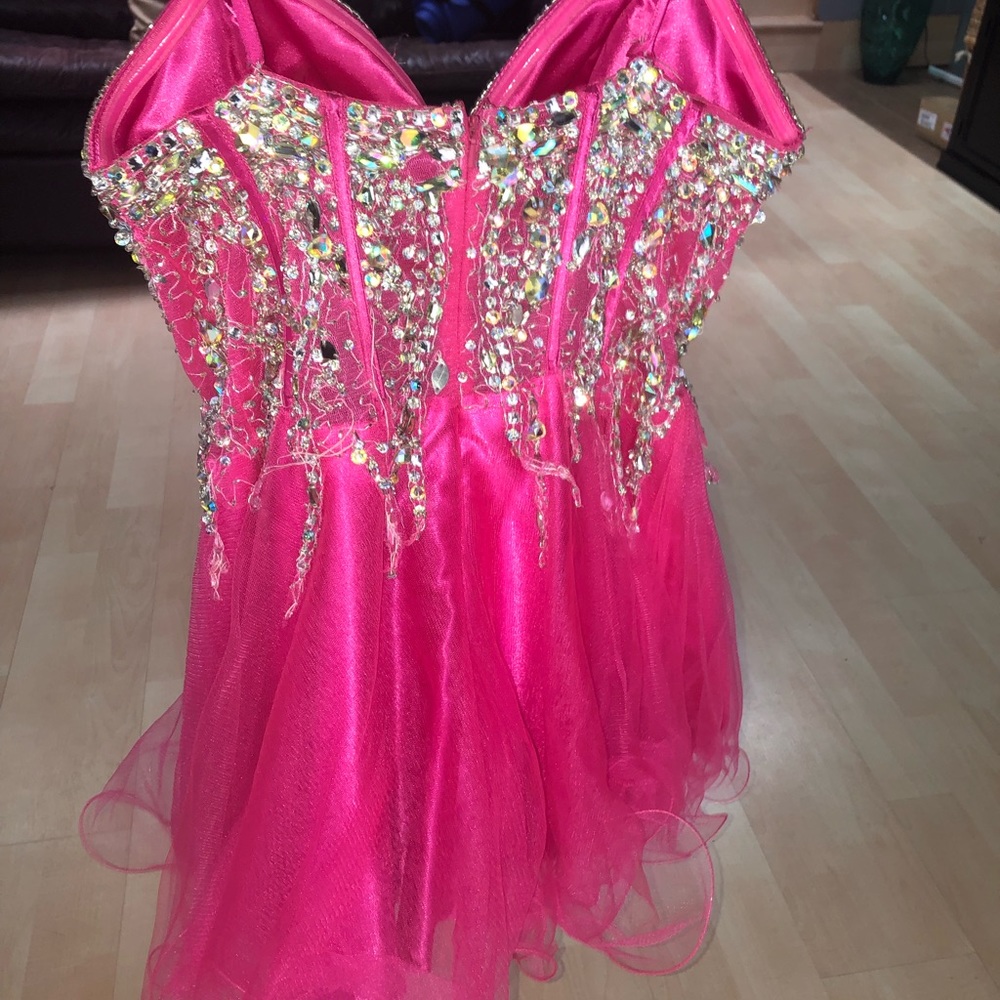 Prom dress - Picture 2 of 2